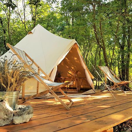 Robinson Accommodation Freedom Foli Extérieur photo